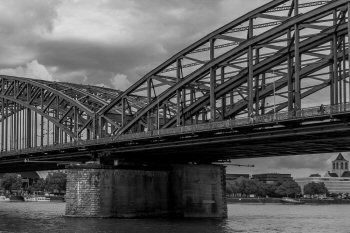 Bild 6<br><br />Dieses Bild ist lizenziert unter einer<br> <a class='license' rel='license' target='_new' href='http://creativecommons.org/licenses/by-nc-nd/4.0/'>Creative Commons Lizenz (CC BY-NC-ND 4.0) </a>.